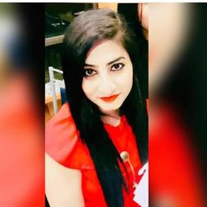 Meet your Posher, Riya